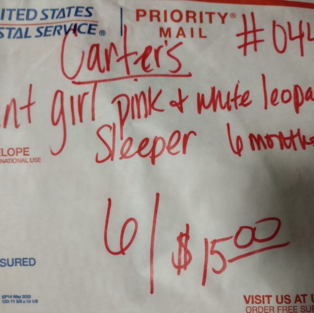 Infant girl leopard sleeper.         6/$15